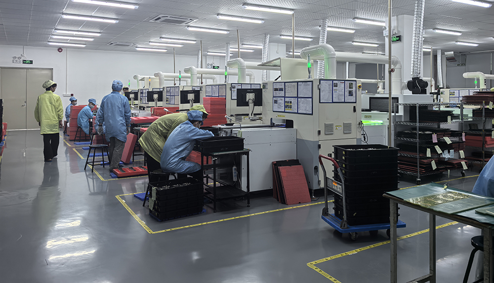 探秘 SMT 貼片加工廠家圖:行業核心工藝與大型廠家抉擇之道